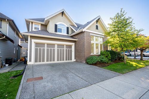 20840 69 Ave, Langley, BC, V2Y0G2 | Card Image