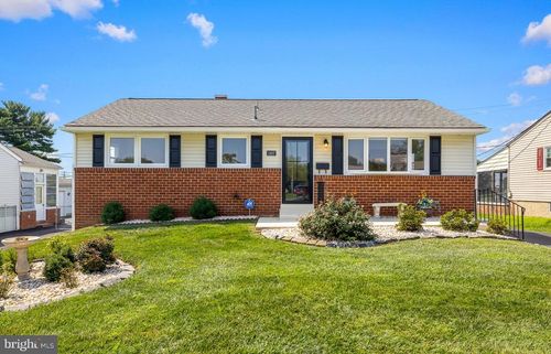 2407 Newell Dr, WILMINGTON, DE, 19808-3327 | Card Image