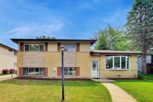 1411 N Burnng Bush Lane, Mount Prospect, IL, 60056 | Card Image