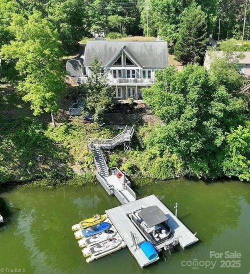 126 Strand Dr, Badin Lake, NC, 28127-8680 | Card Image