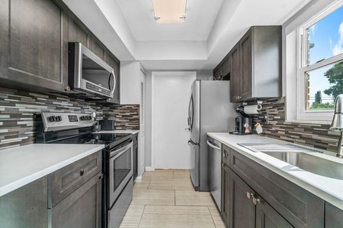 apt-b-2037 S Seacrest Blvd, Boynton Beach, FL, 33435-6827 | Card Image