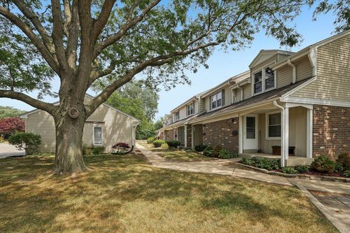 6260 W College Avenue, Greendale, WI, 53129 | Card Image