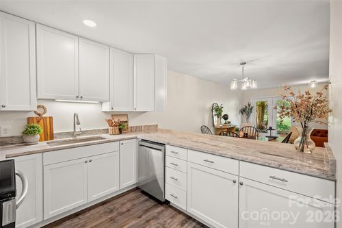 131 Colony Dr, Arden, NC, 28704-3140 | Card Image