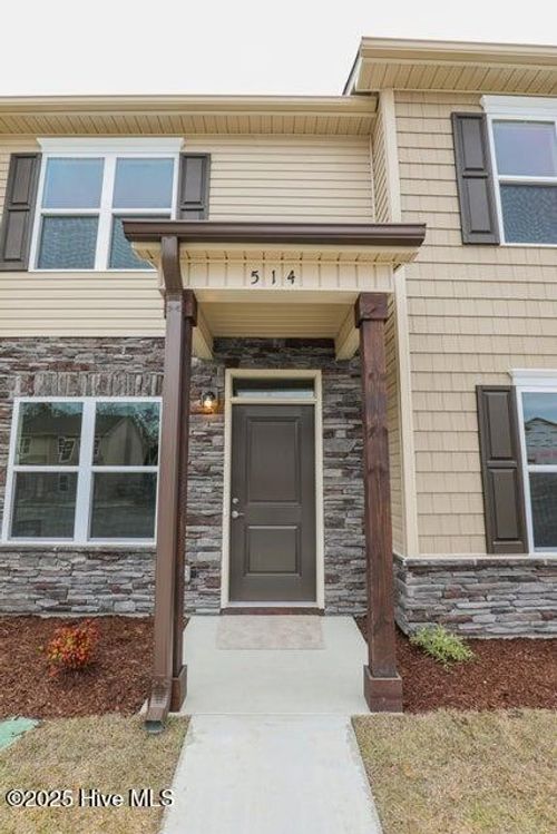 514 Pate Dr, Midway Park, NC, 28544-0013 | Card Image
