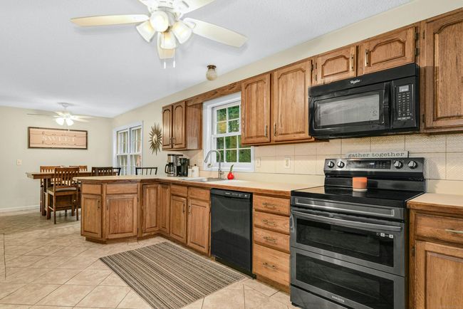 102A Chambers Rd, House other with 4 bedrooms, 3 bathrooms and null parking in Danbury CT | Image 7