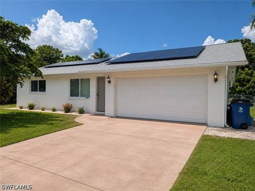 2137 Gorham Ave, Fort Myers, FL, 33907-4132 | Card Image