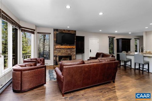 a29-29 Trillium Close, ROSELAND, VA, 22967-8259 | Card Image