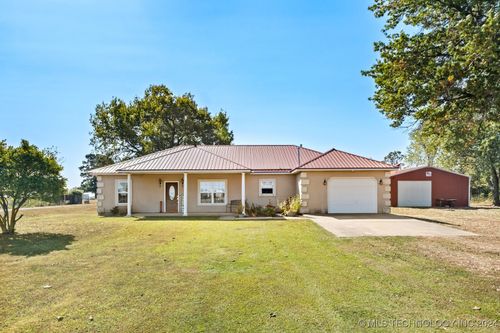 20233 E 570, Colcord, OK, 74338 | Card Image