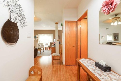 211-2020 32 Street S, Lethbridge, AB, T1K7T9 | Card Image