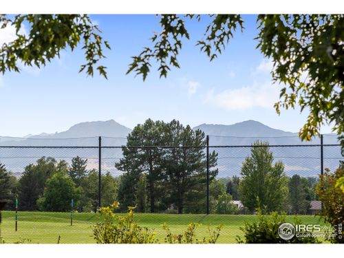 4953 Clubhouse Ct, Boulder, CO, 80301-3728 | Card Image