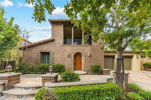 27 Pacific Mist, Newport Coast, CA, 92657-1649 | Card Image