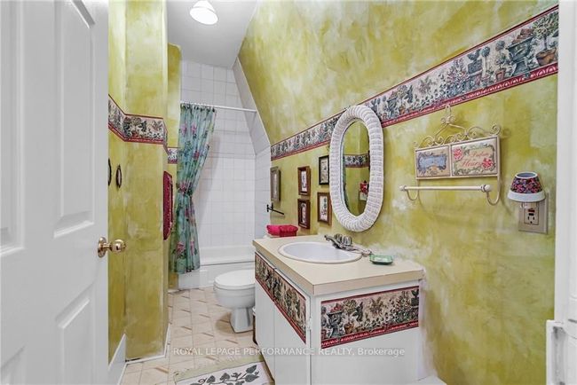 11 Oak St, House other with 5 bedrooms, 3 bathrooms and 5 parking in Lancaster ON | Image 18