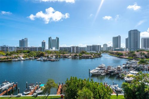 226-500 Three Islands Blvd, Hallandale Beach, FL, 33009-2802 | Card Image