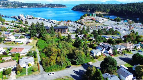 565 Brechin Rd, Nanaimo, BC, V9S2X1 | Card Image