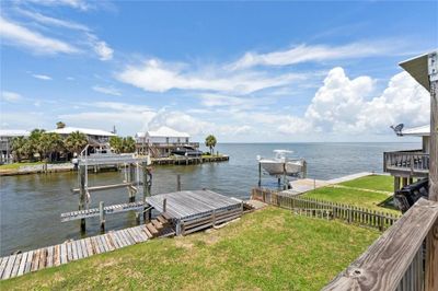 321 Port Royal Street, House other with 3 bedrooms, 2 bathrooms and null parking in Dauphin Island AL | Image 3