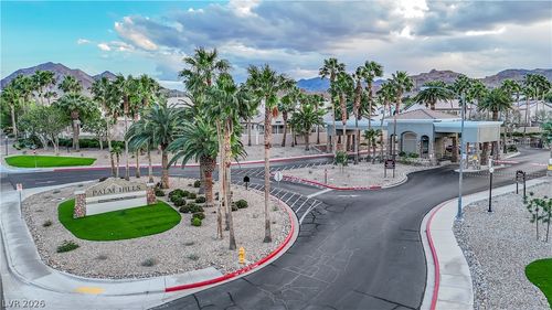 70 Blaven Dr, Henderson, NV, 89002-6582 | Card Image