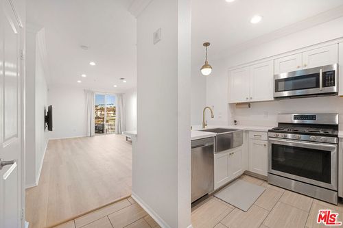 apt-315-6400 Crescent Park E, Playa Vista, CA, 90094-2341 | Card Image