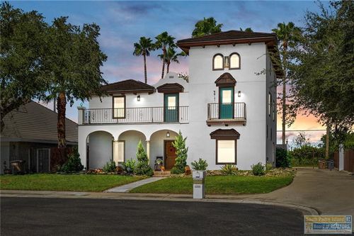 3508 Plazas Del Lago Dr, Edinburg, TX, 78539-7700 | Card Image