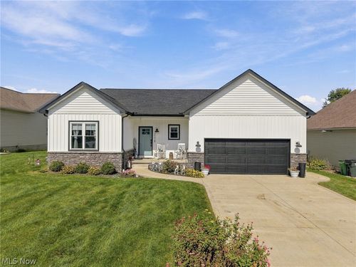 4862 Sippo Reserves Dr Nw, Massillon, OH, 44647-9035 | Card Image