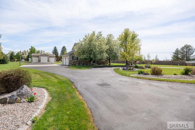 3902 E 154 N, House other with 5 bedrooms, 4 bathrooms and 7 parking in Rigby ID | Image 5
