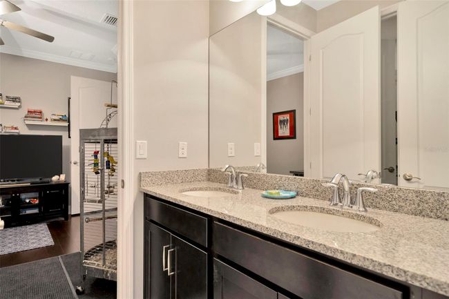 Jack & Jill Bathroom | Image 39