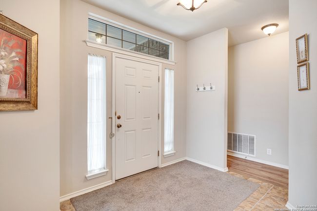 125 Wright Cv, House other with 3 bedrooms, 2 bathrooms and null parking in Cibolo TX | Image 4