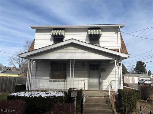 431 Cedar Ln Nw, New Philadelphia, OH, 44663-1918 | Card Image