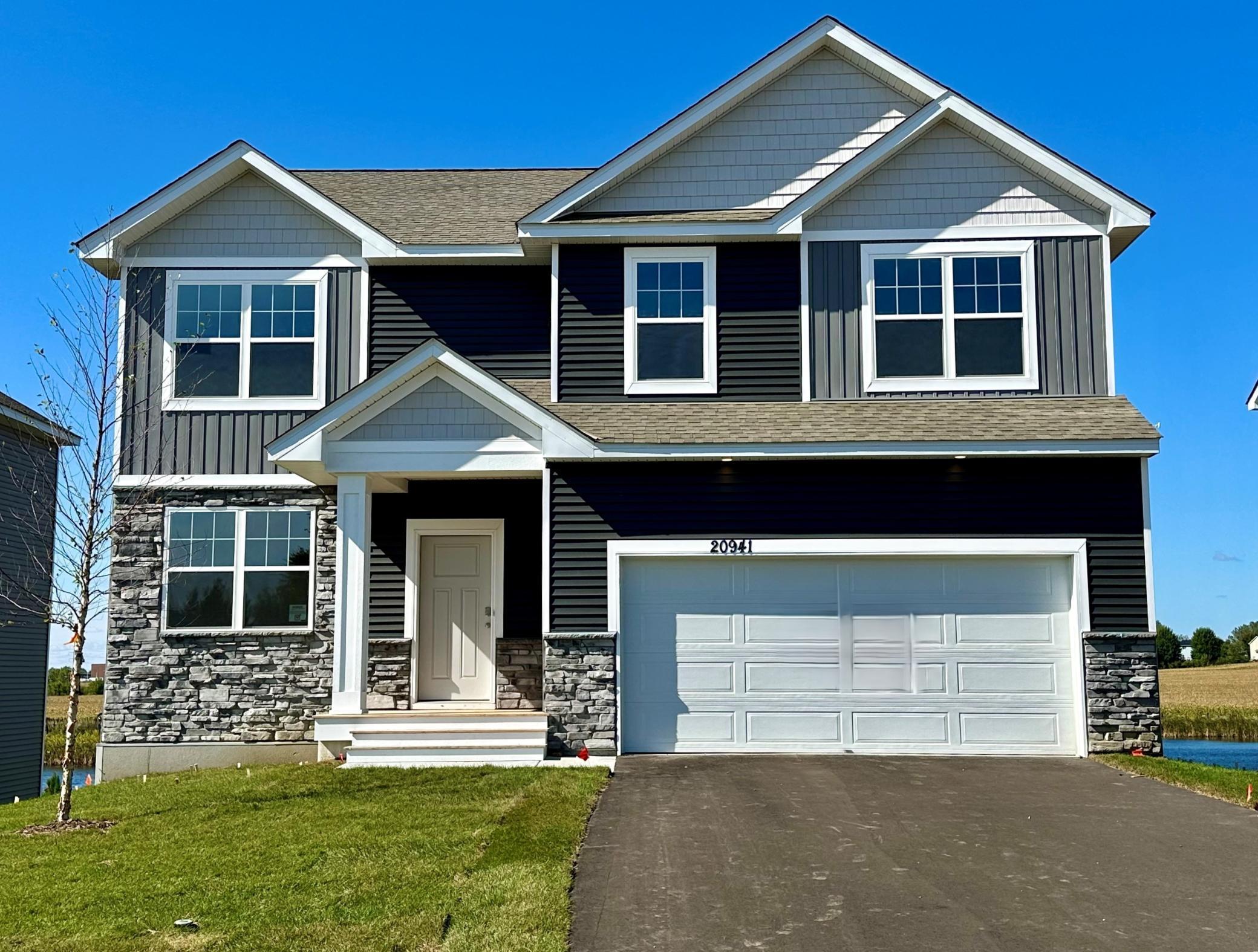 Flemming St, Farmington, MN 55024