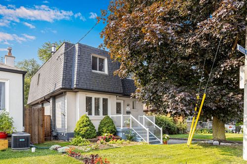 103 Memorial Park Ave, East York, ON, M4J2K1 | Card Image