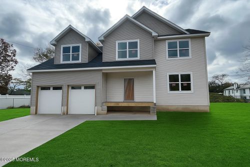 20 4th Ave, Toms River, NJ, 08757-5009 | Card Image