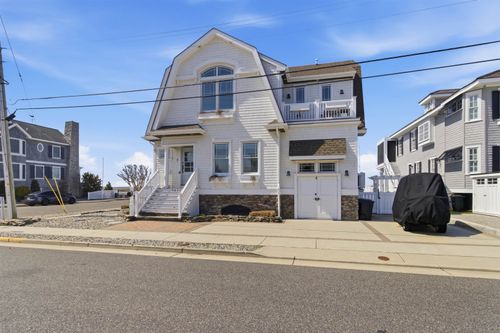 9835 Sunset Dr, Stone Harbor, NJ, 08247-1321 | Card Image