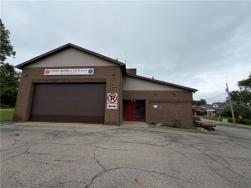 2819 Edgecliff, Lower Burrell, PA, 15068 | Card Image