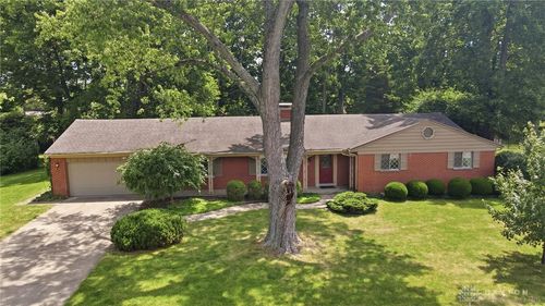 6320 Rosa Linda Dr, Washingtn Twp, OH, 45459-2815 | Card Image