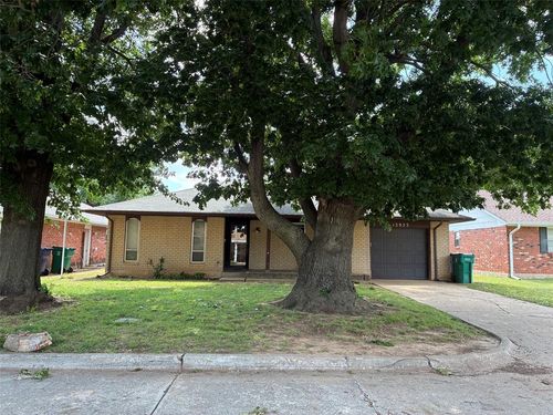 13925 Jeffery Drive, Edmond, OK, 73013 | Card Image