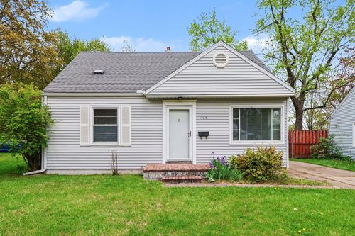 1705 Roseland Ave, Kalamazoo, MI, 49001-4394 | Card Image