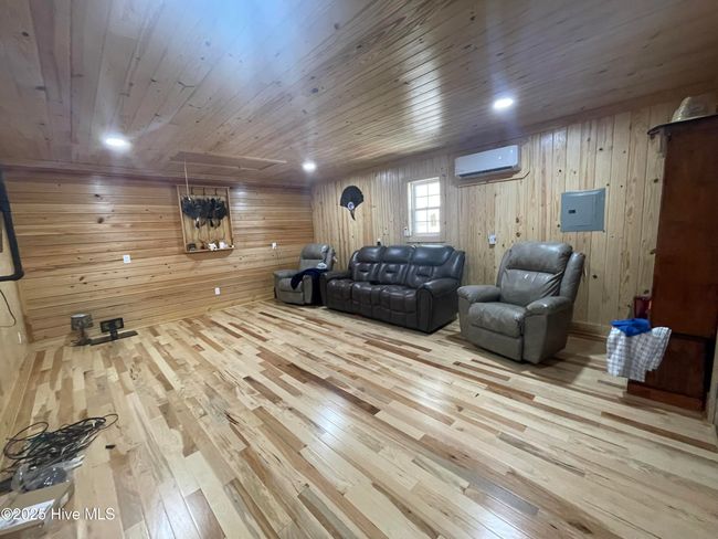 2925 Davenport Rd, House other with 3 bedrooms, 2 bathrooms and 2 parking in Deep Run NC | Image 8