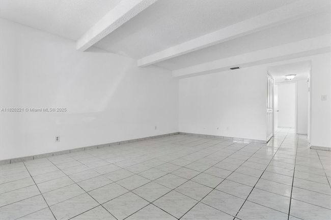 APT-511 - 1125 S Flagler Ave, Condo with 2 bedrooms, 2 bathrooms and null parking in Pompano Beach FL | Image 24