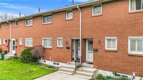 5-161 Berkindale Dr, Hamilton, ON, L8E1M6 | Card Image