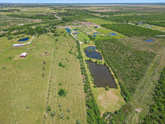 13659 Todd Rd, House other with 4 bedrooms, 4 bathrooms and 2 parking in Winnie TX | Image 41