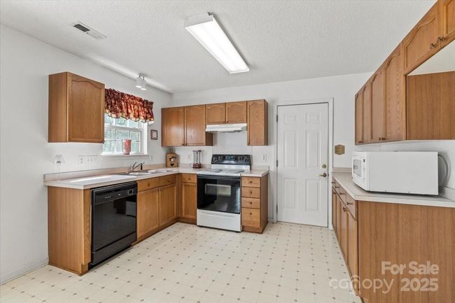1694 Trotters Ridge Rd, House other with 3 bedrooms, 3 bathrooms and null parking in Stanfield NC | Image 16