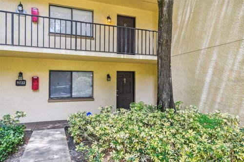 apt-d-11722 Raintree Lake Ln, TEMPLE TERRACE, FL, 33617-9408 | Card Image