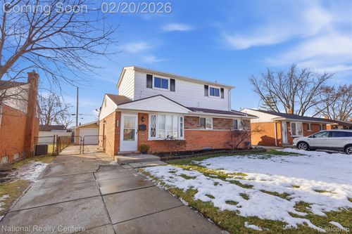 16021 Dugan St, Roseville, MI, 48066-1480 | Card Image
