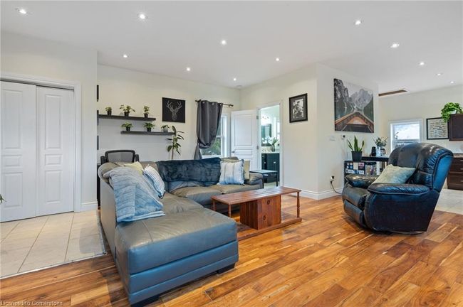 51 Echo St E, House other with 2 bedrooms, 1 bathrooms and 4 parking in Cayuga ON | Image 6