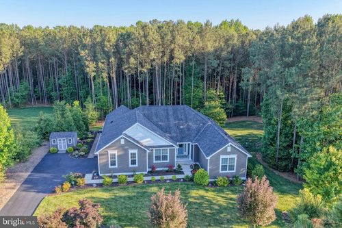 24630 Hollytree Cir, GEORGETOWN, DE, 19947-6844 | Card Image