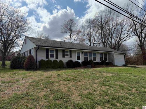 658 E 5th Ave, Calvert City, KY, 42029-7599 | Card Image