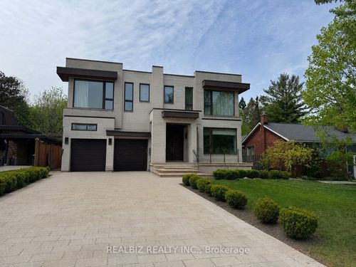 39 Hemford Crescent, North York, ON, M3B2S4 | Card Image