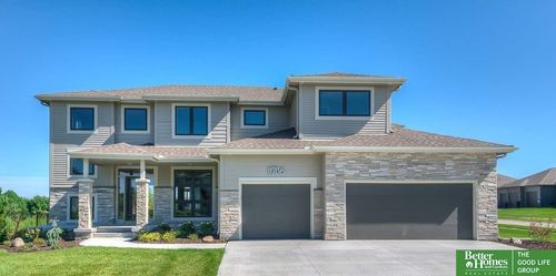 9920 Laramie St, Papillion, NE, 68046-7029 | Card Image