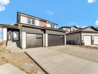 32 Somerside Way Se, House detached with 3 bedrooms, 2 bathrooms and 3 parking in Medicine Hat AB | Image 3