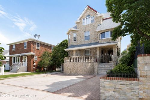 161 Lily Pond Ave, Staten Island, NY, 10305-4610 | Card Image