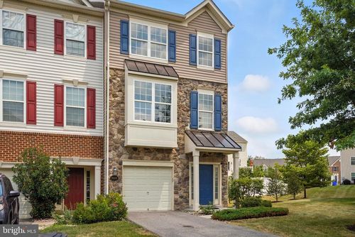 6388 Betty Linton Ln, FREDERICK, MD, 21703-7355 | Card Image
